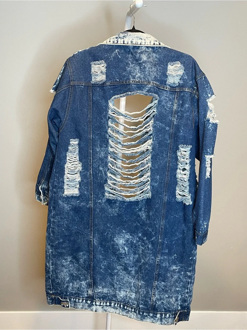 THRILL Jeans Distressed Acid-Wash Long Denim Jacket - Large - Picture 5 of 6